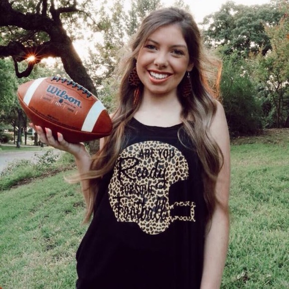 Tops - Women’s Football 🏈 Muscle Tank,Lg